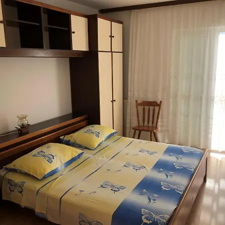 Apartment 3